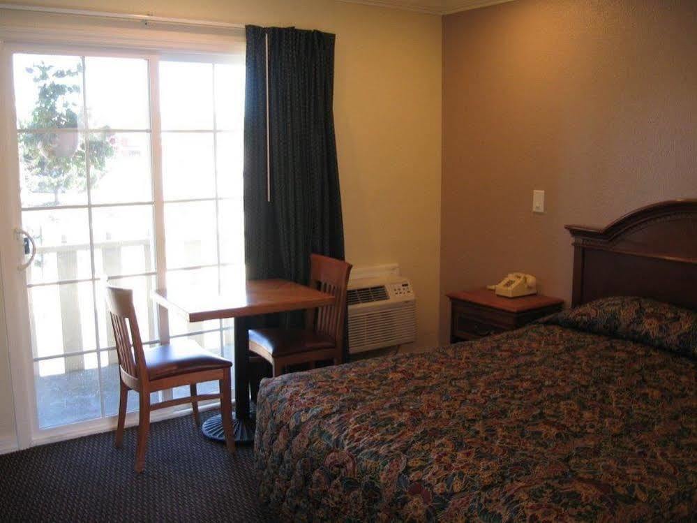 Thunderbird Motel Сисайд Экстерьер фото